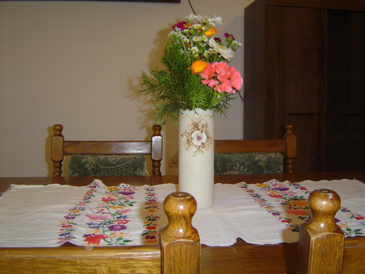 Tornacos Vendeghaz Apartment Егер Екстериор снимка